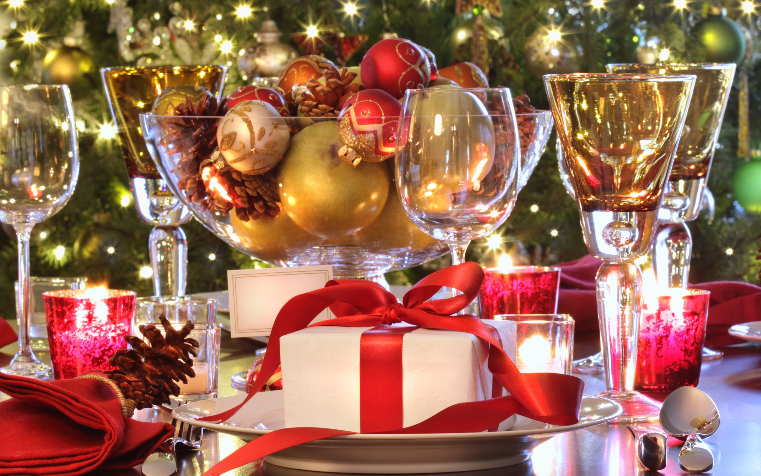 Xmas-Diy-Christmas-Table-Decoration-Pinterest.jpg